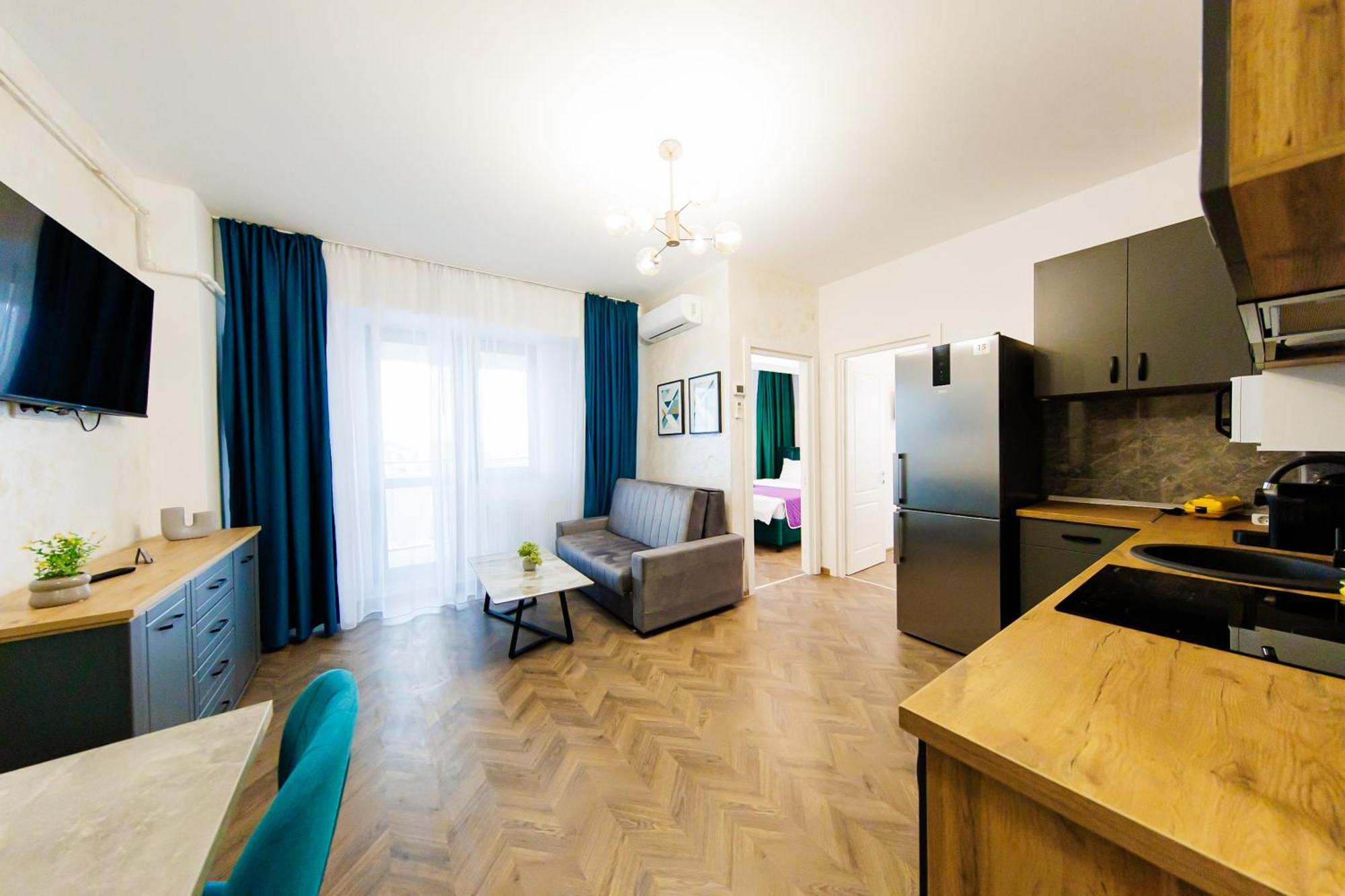 Luxury Lazar Towers Palas Mall Area 雅西 外观 照片