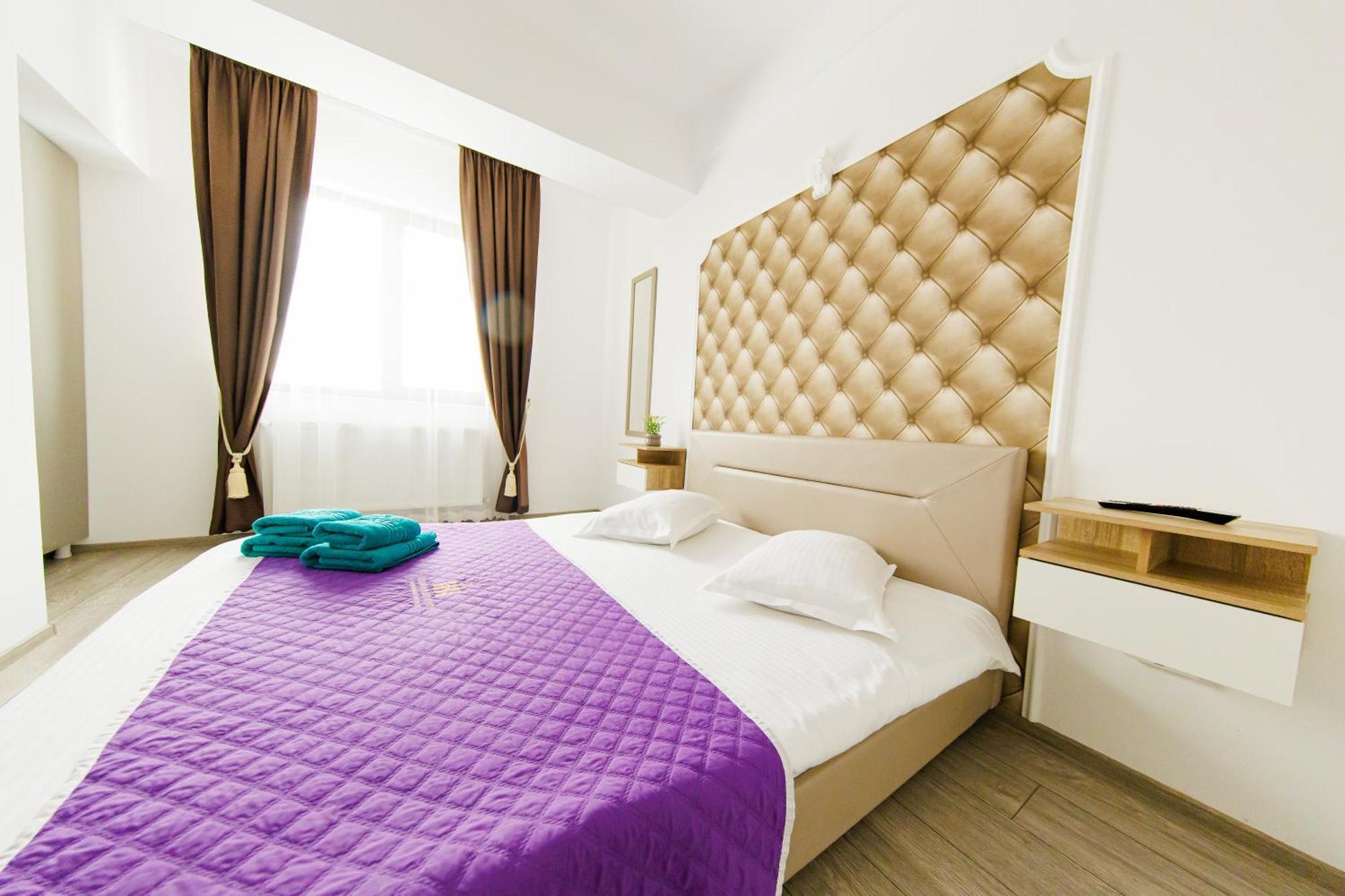 Luxury Lazar Towers Palas Mall Area 雅西 外观 照片
