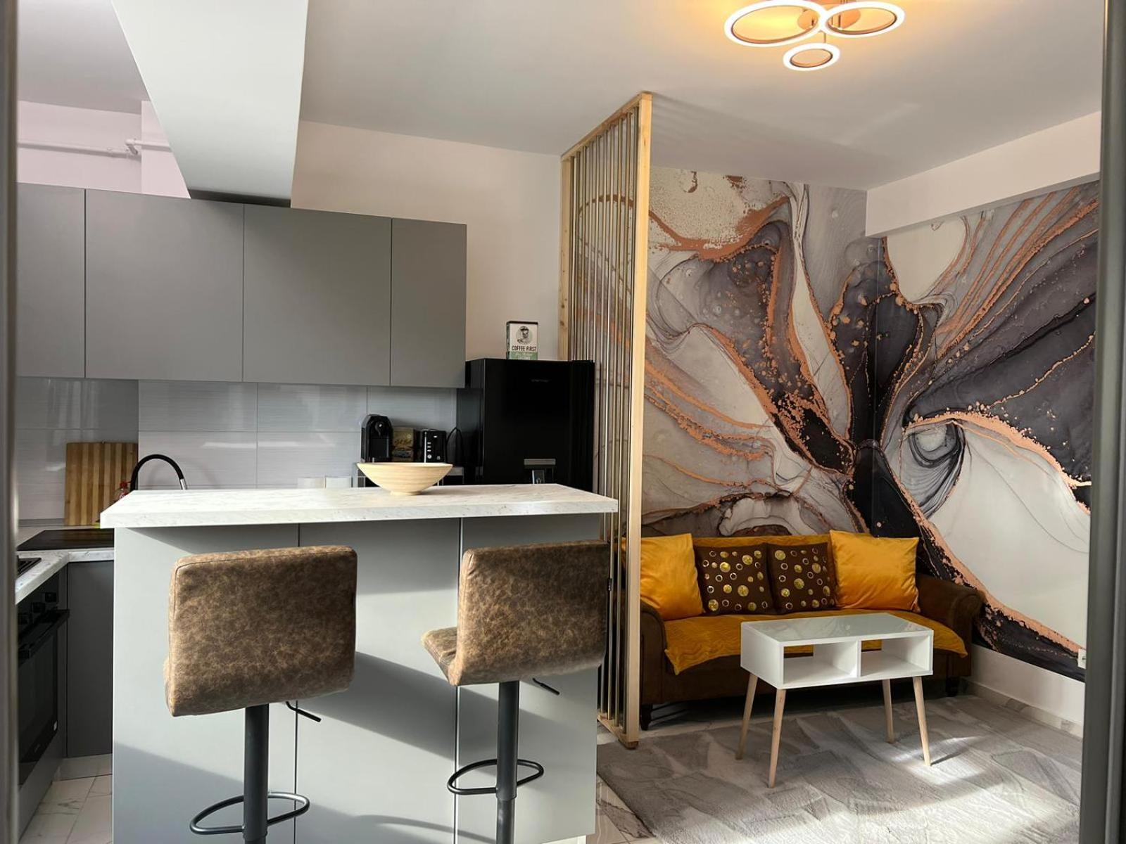 Luxury Lazar Towers Palas Mall Area 雅西 外观 照片