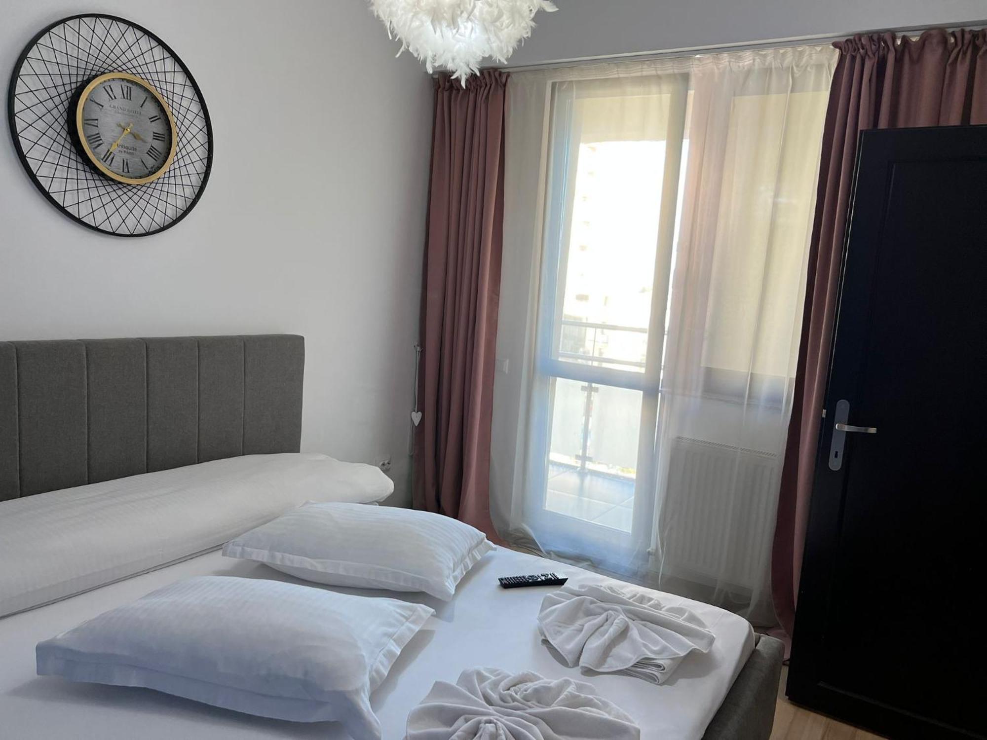 Luxury Lazar Towers Palas Mall Area 雅西 外观 照片